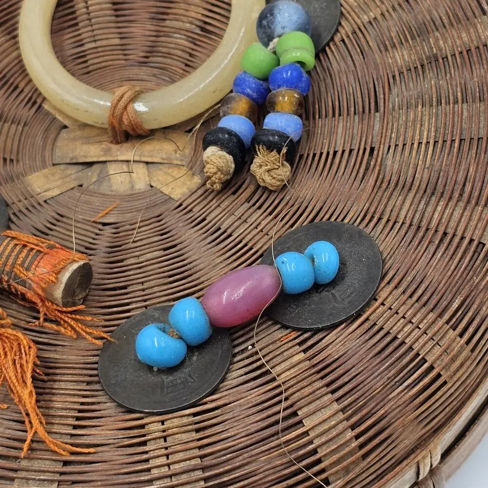 VTG 1950s Chinese Wicker Bamboo Sewing Basket w Colorful Beads Jadeite Tassels